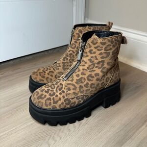 GB Gianni Bini‎ All-Star Leopard Print Suede Lug Sole Platform Booties US Sz 6